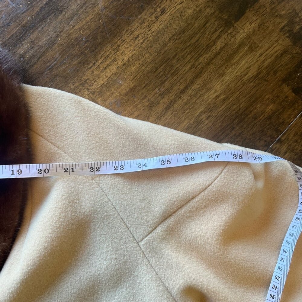 Vintage Hochschild Kohn Camel Fur Collar Swing Coat Overcoat Cape Retro 50s 60s - Picture 12 of 14